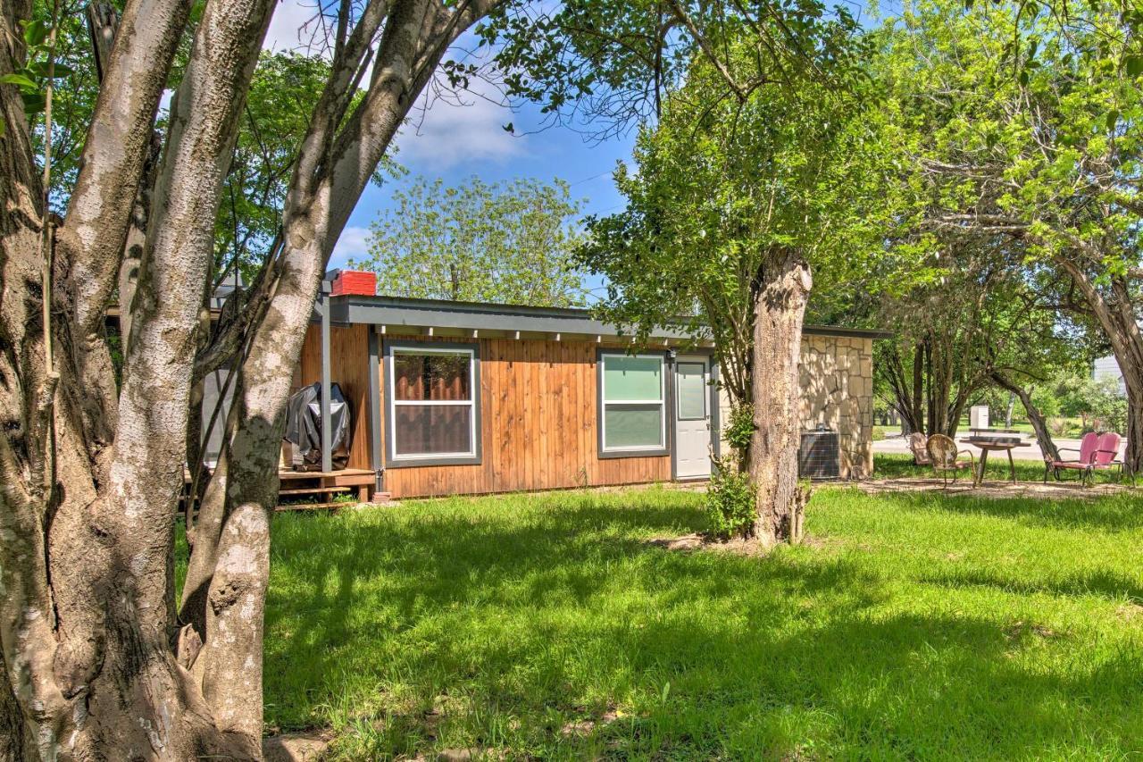 Remodeled Retro Home With Deck, Walk To Main Street! Blanco Exterior foto